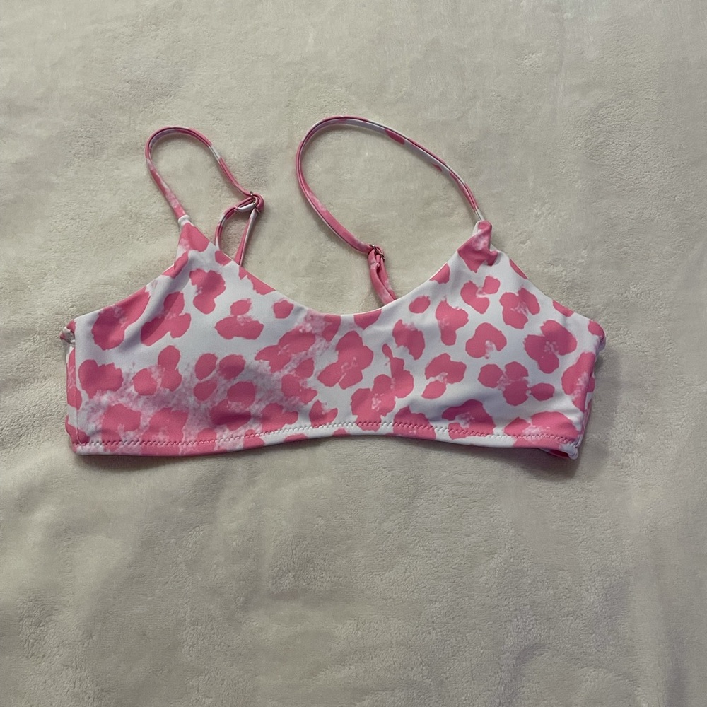 ⭐️ 2/$8 - Women’s Bikini Top ⭐️